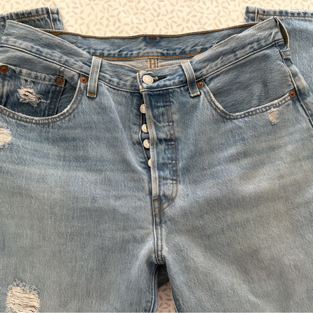 Levi's High Rise Jeans